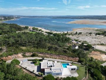Moradia T4 em Foz do Arelho