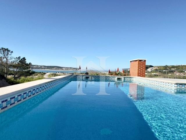 Moradia T4 em Foz do Arelho com Vista para a Lagoa de Óbidos