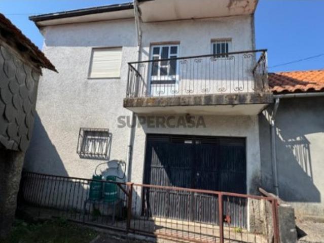 Moradia T4 em Gestaçô