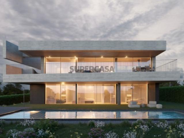 Moradia T4 em Luz
