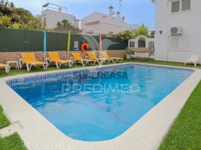 Moradia T4 em Lagoa e Carvoeiro
