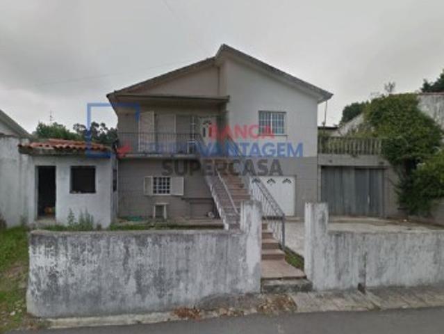 Moradia T4 em Louro