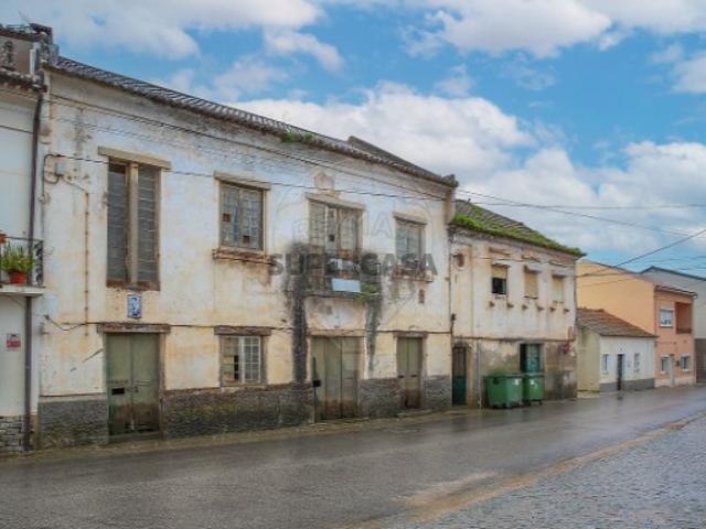 Moradia T4 em Painho e Figueiros