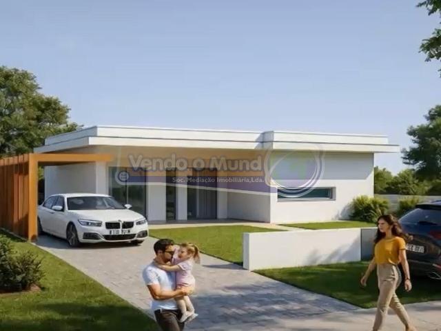 Moradia T4 em Projeto em Santo Estevão STE076