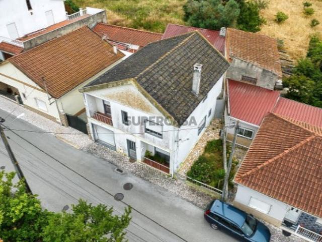 Moradia T4 em Rio Maior