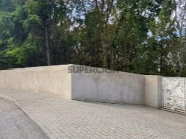Moradia T4 em Roriz