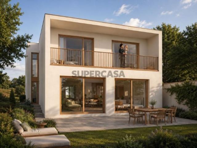 Moradia T4 em São Vicente Ferreira