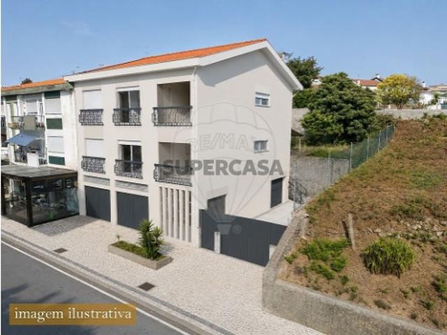 Moradia T4 em São João da Madeira