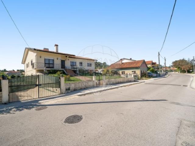 Moradia T4 em São Lourenço do Bairro