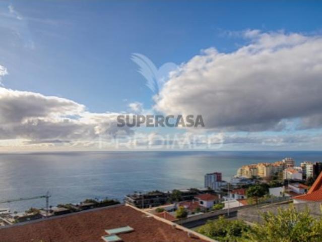 Moradia T3 em São Martinho