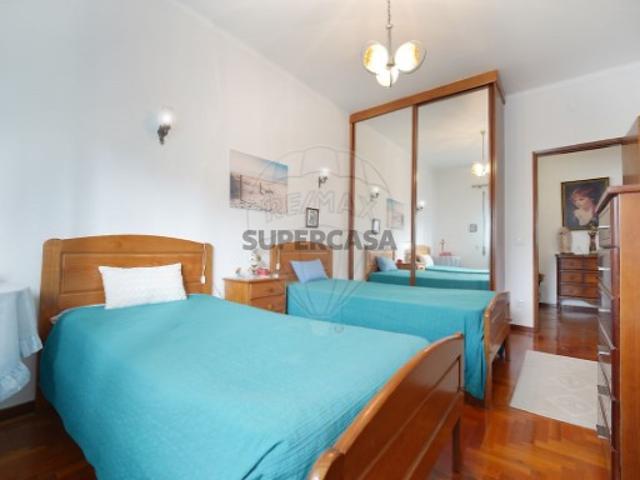 Moradia T4 em São Martinho do Bispo e Ribeira de Frades