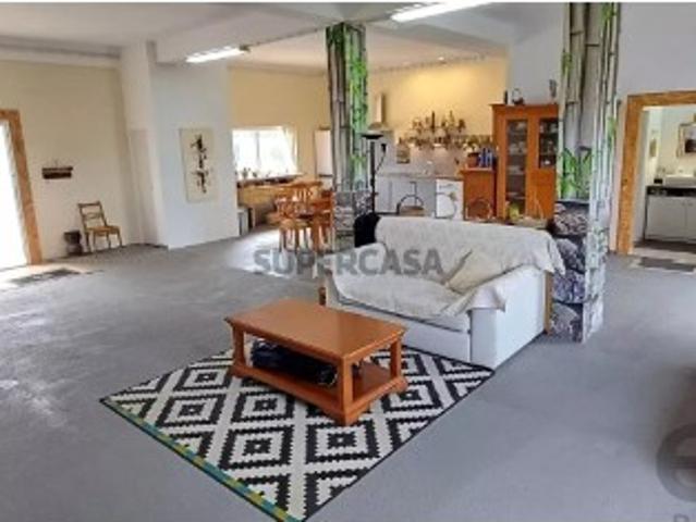 Moradia T4 em São Sebastião