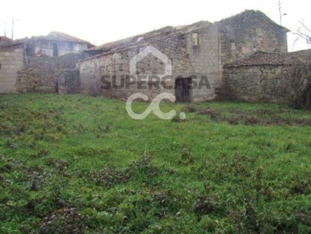 Moradia T4 em Santa Maria Maior