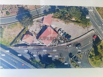 Moradia T4 em Santa Maria Maior