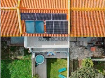 Moradia T4+1 com garagem no Bairro da Petrogal Bobadela