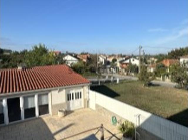Moradia T4 em Santiago