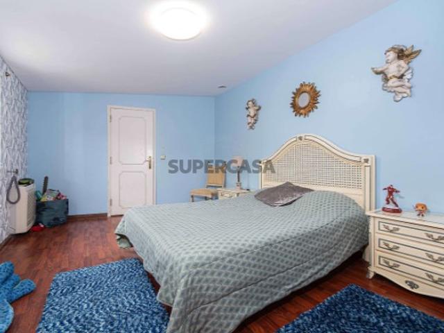 Moradia T4 em Sobral de Monte Agraço