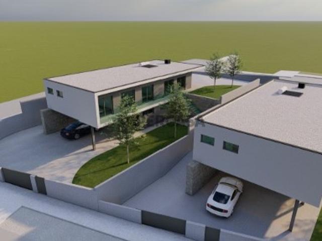 Moradia T4 em Távora Santa Maria e São Vicente