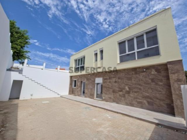 Moradia T4 em Tires