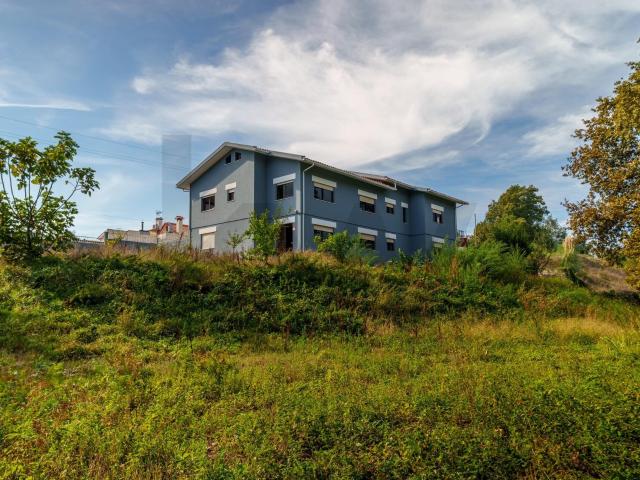 Moradia T4 em UL Oliveira de Azeméis