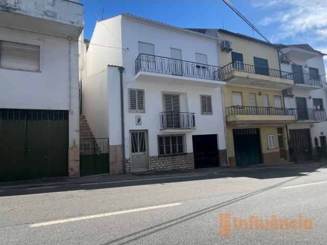 Moradia T4 em Vales do Rio Covilhã