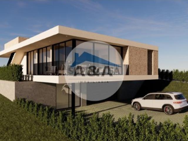 Moradia T4 em Vau