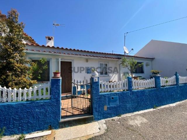 Moradia T4 em Ventosa