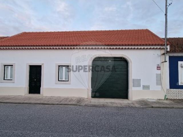 Moradia T4 em Vila Chã de Ourique