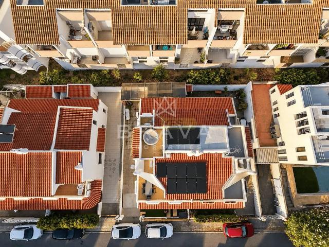Moradia T4 em Vilamoura para Arrendamento Anual