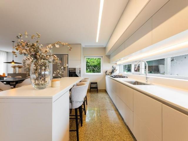 Moradia T4 em zona privilegiada de Nogueiró – conforto, elegância e vistas únicas!