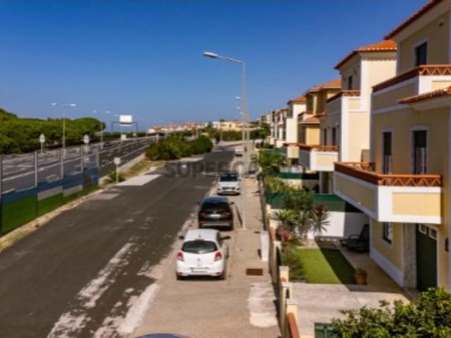 Moradia T4 Ericeira 4 km, A Casa das Casas