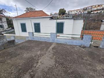 Moradia T4 Estreito Câmara de Lobos 154m² Câmara De Lobos