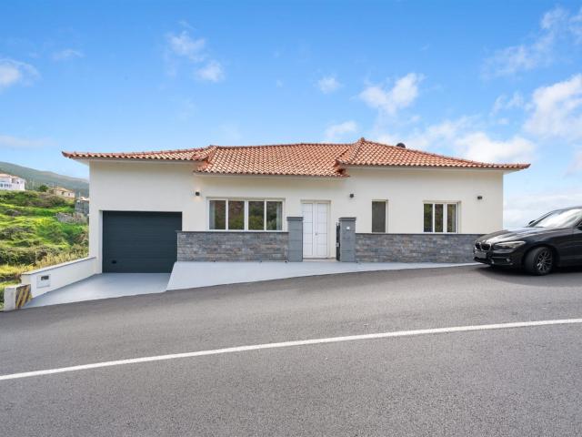Moradia T4 Estreito da Calheta, Madeira 275m² Estreito Da Calheta