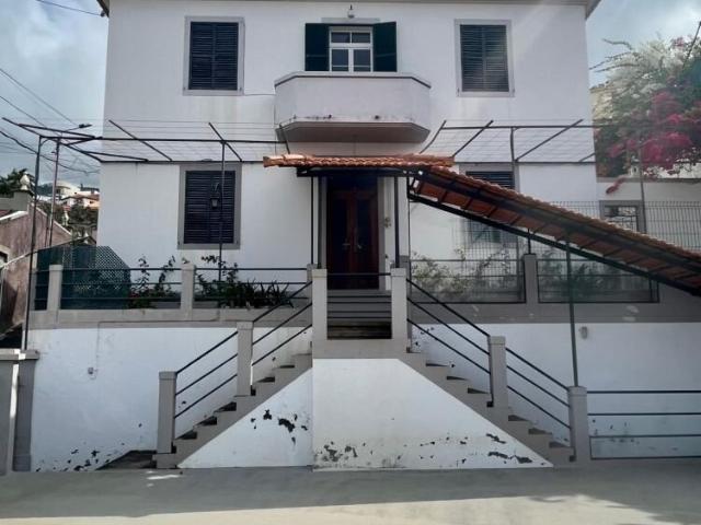 Moradia T4 Funchal 161m² Santa Luzia Funchal