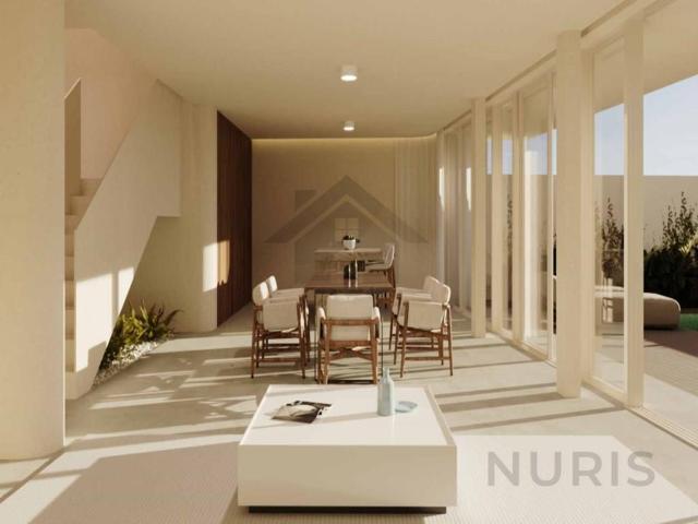 Moradia T4 Geminada para Venda em Portimão com Piscina 136m² Mexilhoeira Grande