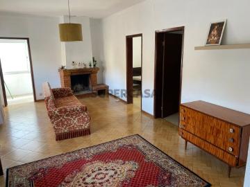 Izeda Calvelhe e Paradinha Nova, Bragança, Distrito de Bragança