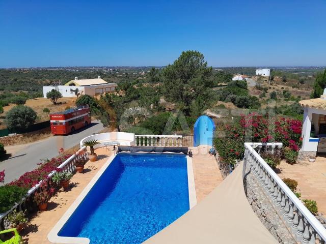 Moradia t4 independente 182m² Alcantarilha e Pêra
