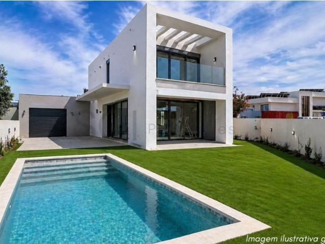 Moradia T4 Independente Azeitão Garagem Piscina e Jardim 161m² Azeitão São Lourenço e São Simão