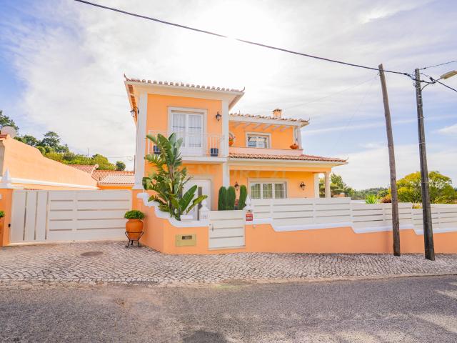Moradia T4 Independente com Anexo | Lote 635 m²