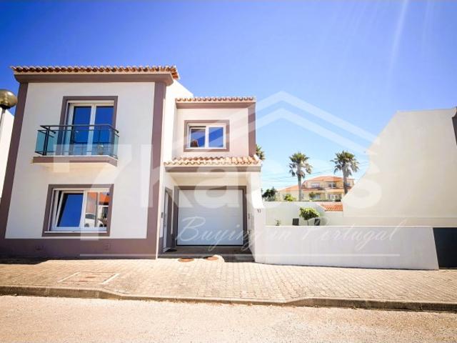 MORADIA T4 ISOLADA 3 SUITES + TERRENO URBANO145 m2 | SANTA BÁRBARA | LOURINHÃ