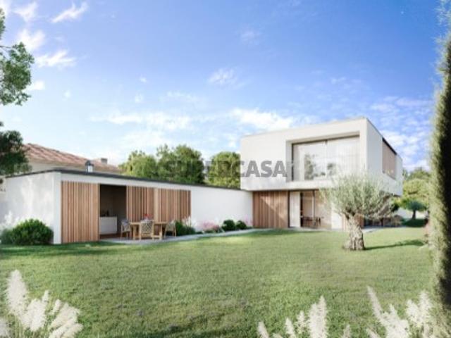 Moradia T4 Luxo Arquitetura de Vanguarda em Aveiro