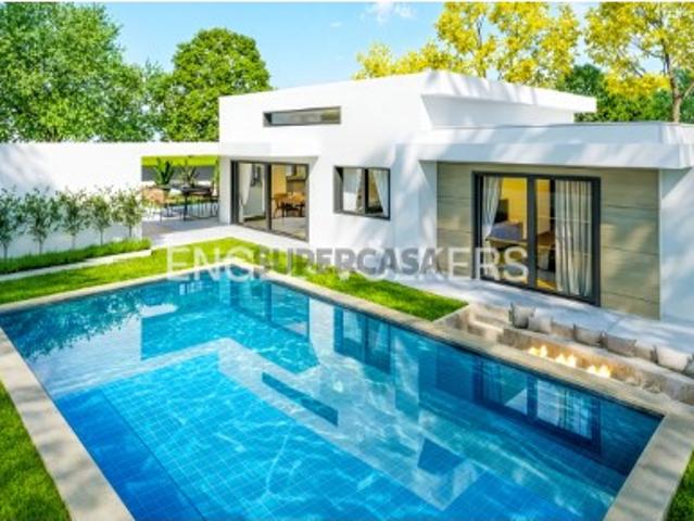 Moradia T4 Luxo Em construção
