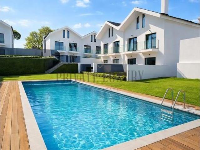 Moradia T4 Linha de Cascais 371m² Cascais e Estoril