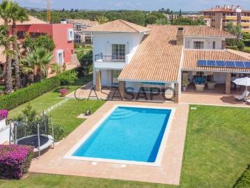 Moradia T4 para alugar em Loulé