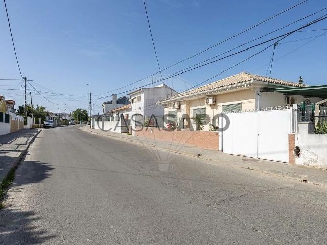 Moradia T4 para alugar em Setúbal