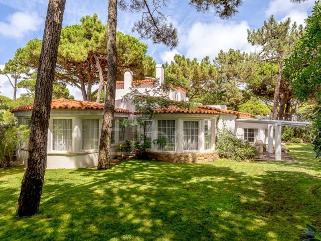 Moradia T4 para arrendamento, na Quinta da Marinha, Cascais
