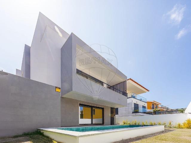 Moradia T4 para arrendar em Cascais e Estoril, Cascais RE/MAX Portugal