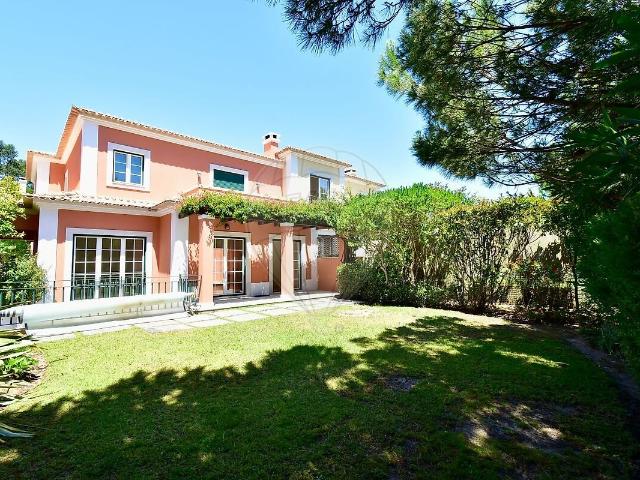 Moradia T4 para arrendar em Alcabideche, Cascais RE/MAX Portugal
