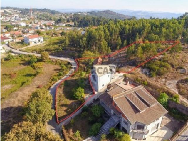Moradia T4 para Restauro em Croca, Penafiel Excelente Oportunidade de Investimento