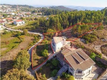 Moradia T4 para Restauro em Croca, Penafiel Excelente Oportunidade de Investimento